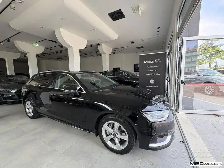Audi A4 Avant 2023 photo 2