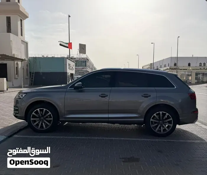 Audi Q7 2016 photo 4