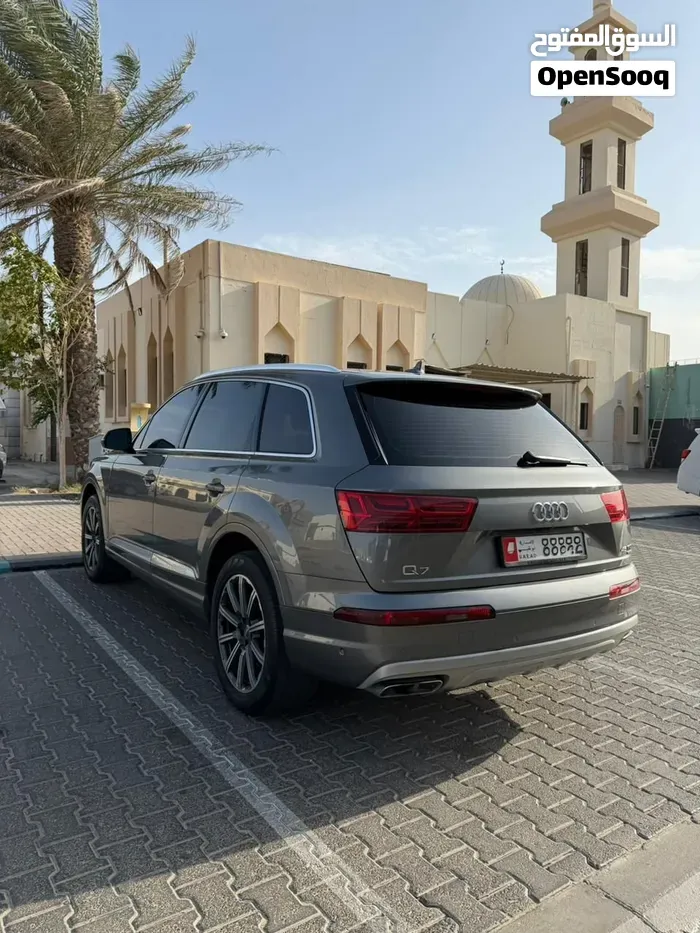 Audi Q7 2016 photo 3
