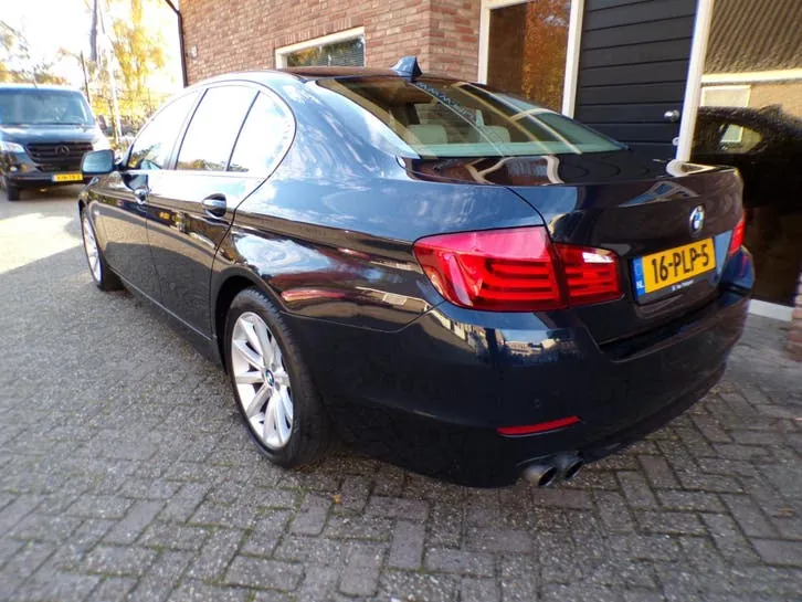 BMW 5 Series 2011 photo 3