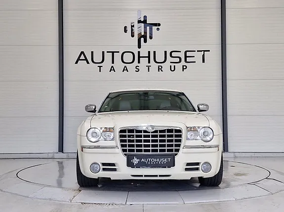 Chrysler 300C 2005 photo 4