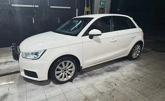 Audi A1 2016 photo 3