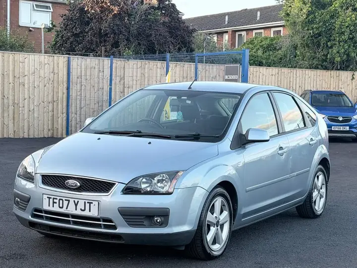 Ford Focus 2007 photo 2