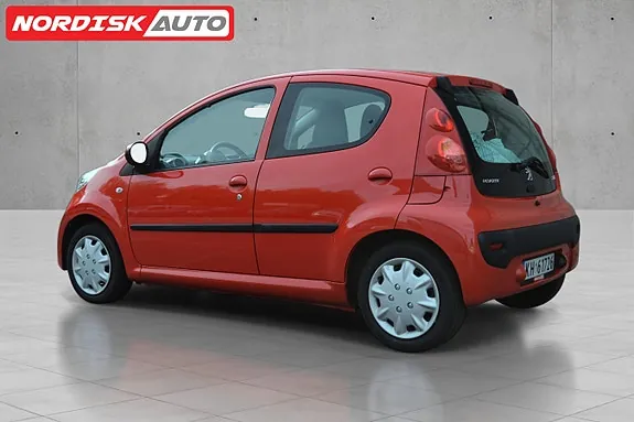 Peugeot 107 2009 photo 5