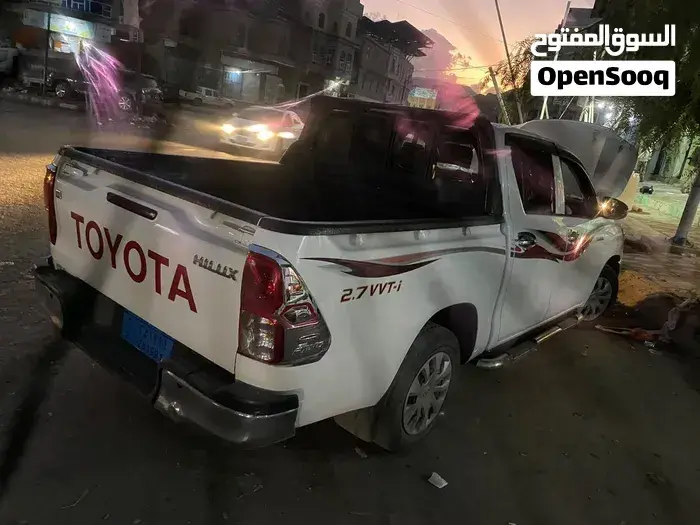 Toyota Hilux 2020 photo 2
