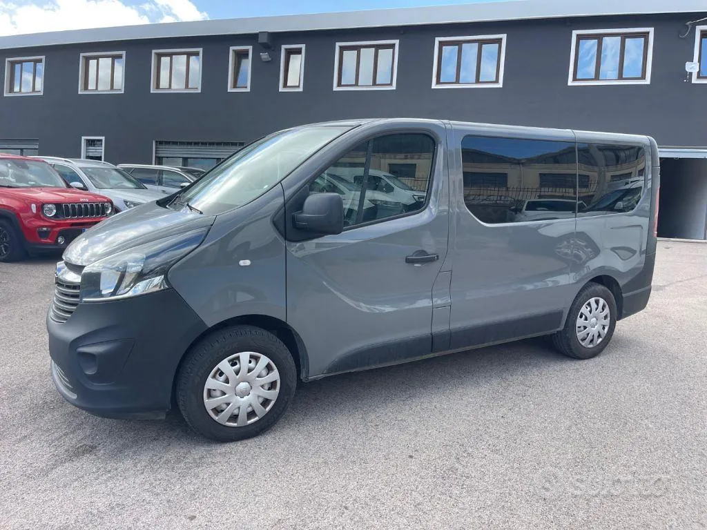 Opel Vivaro 2017 photo 4