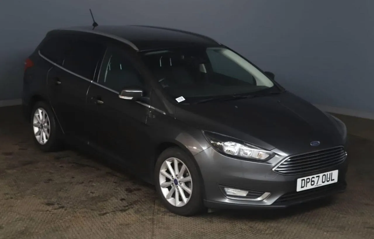 Ford Focus 2018 photo 2