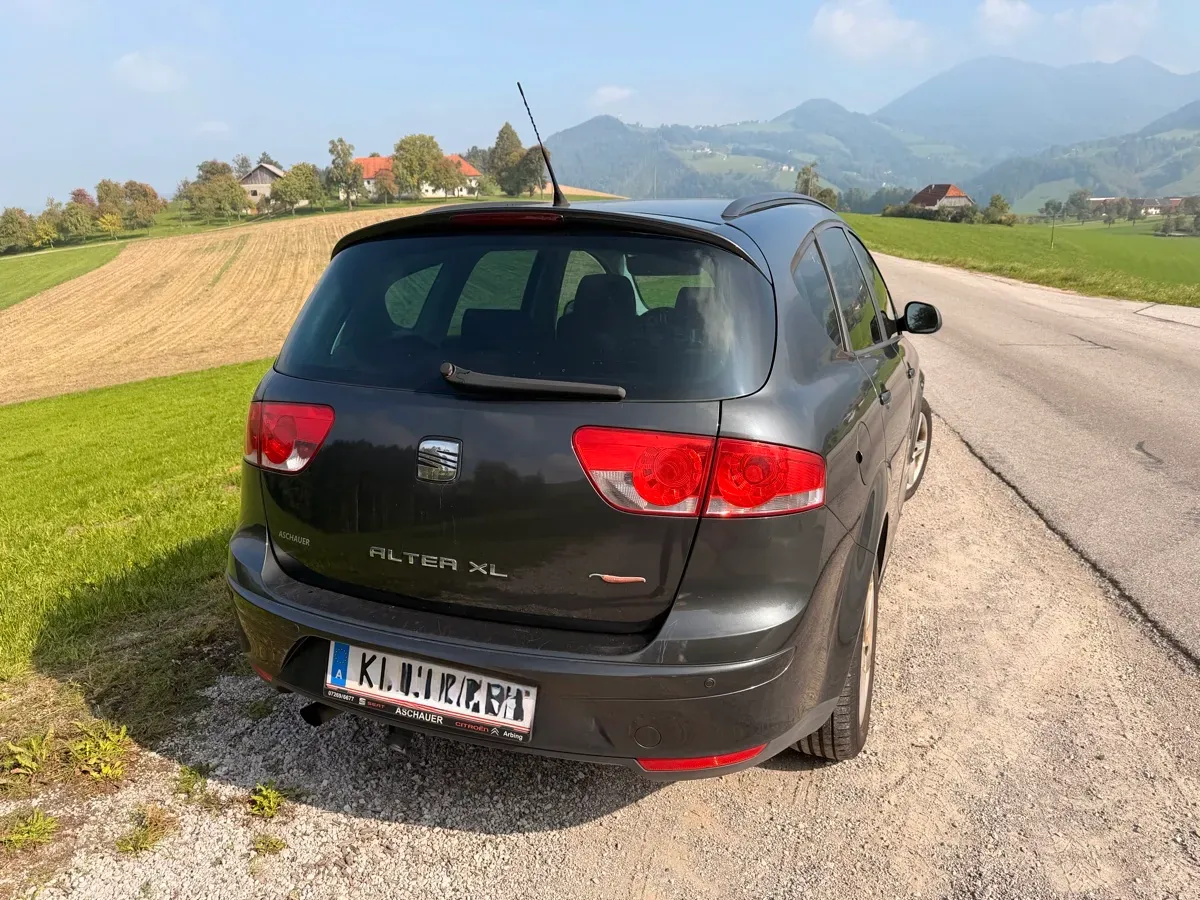 Seat Altea Xl 2010 photo 2