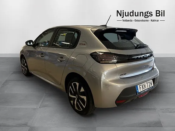 Peugeot 208 2025 photo 2