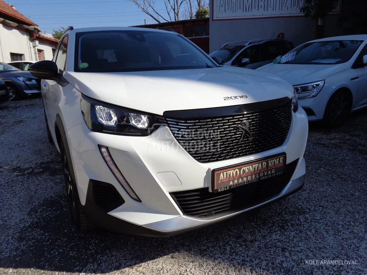 Peugeot 2008 2023 photo 3