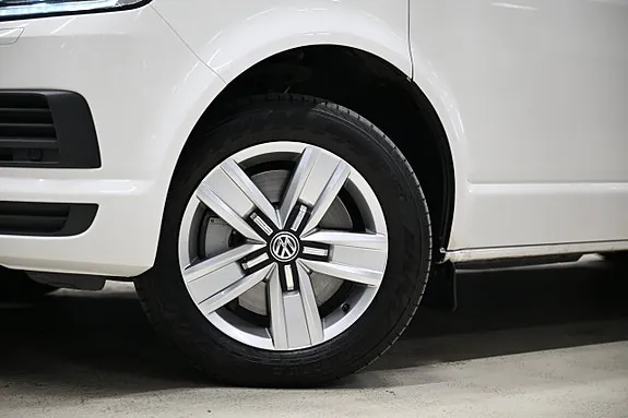 Volkswagen Caravelle 2019 photo 3