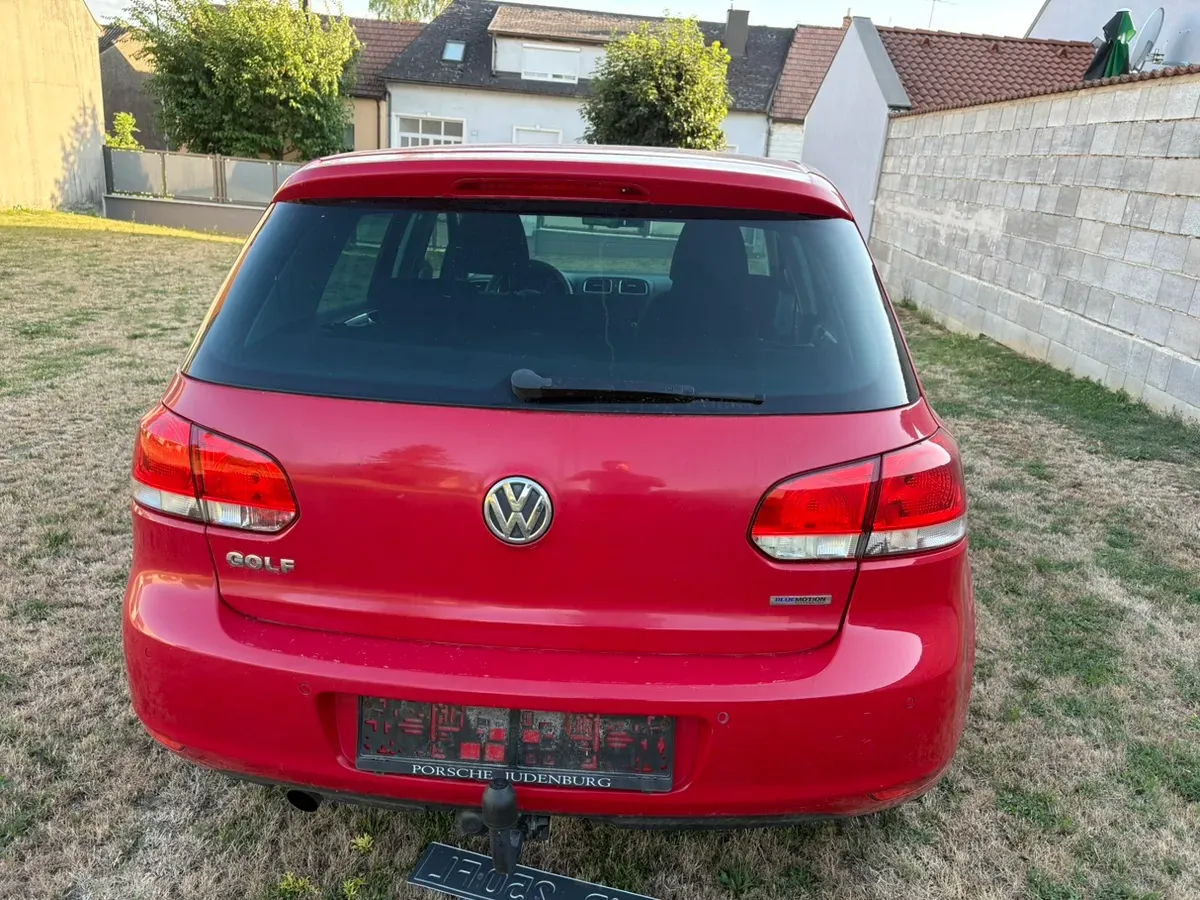Volkswagen Golf 2010 photo 3