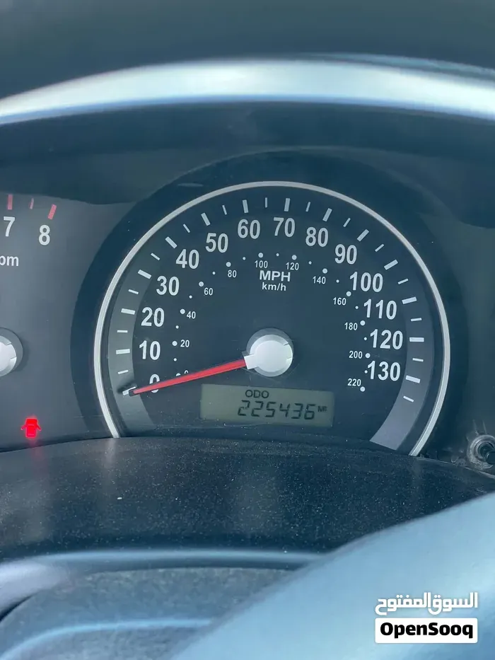 Kia Sedona 2008 photo 2