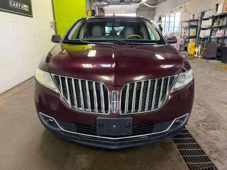 Lincoln Mkx 2011 photo 2