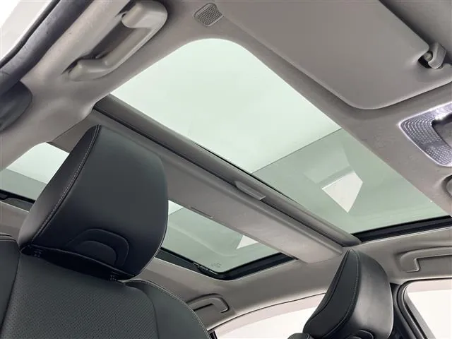 Toyota Prius Z Modelista Aero 2023 photo 3