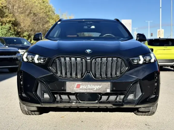 BMW X6 2025 photo 2