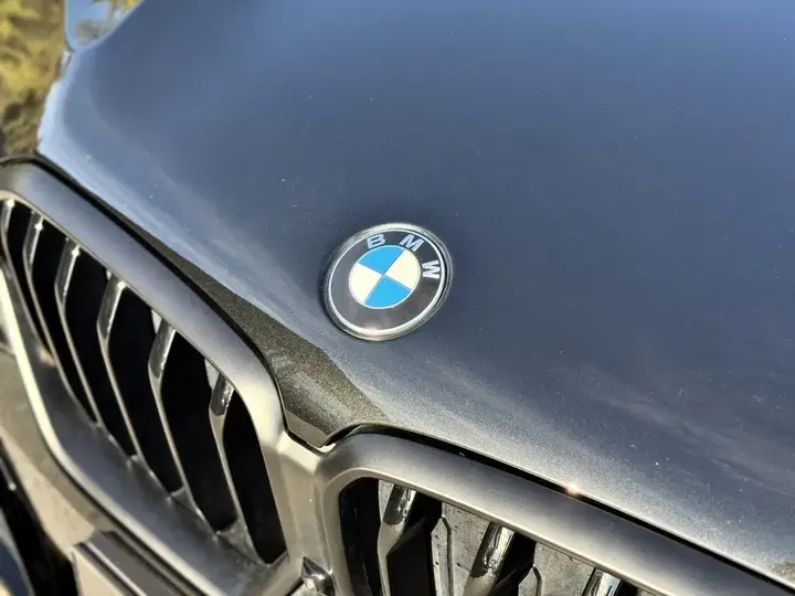 BMW X6 2025 photo 3
