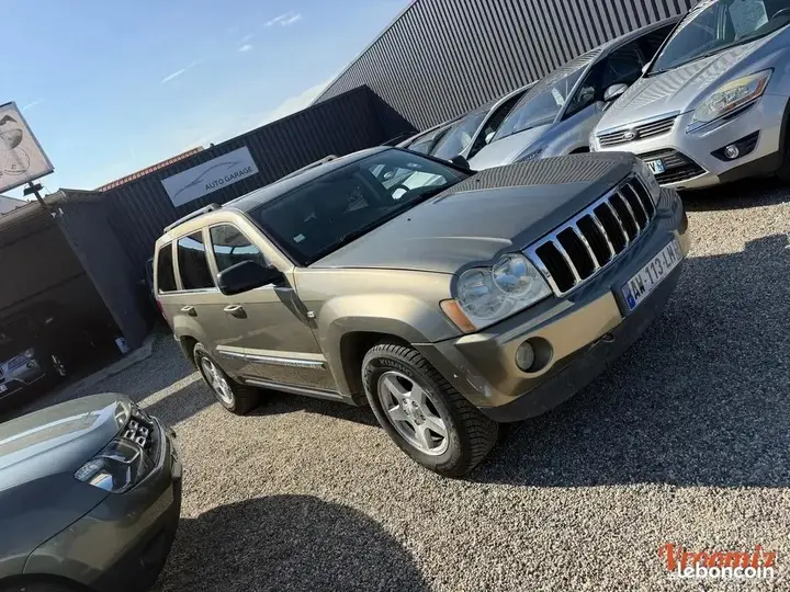 Jeep Grand Cherokee 2005 photo 2
