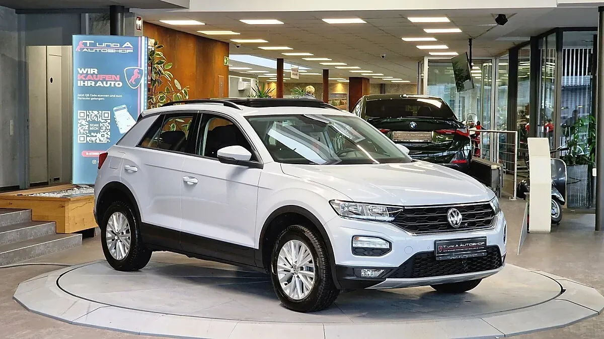 Volkswagen T-Roc 2020 photo 3