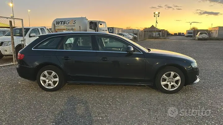 Audi A4 2009 photo 5