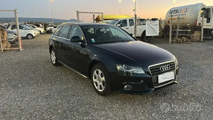 Audi A4 2009 photo 4
