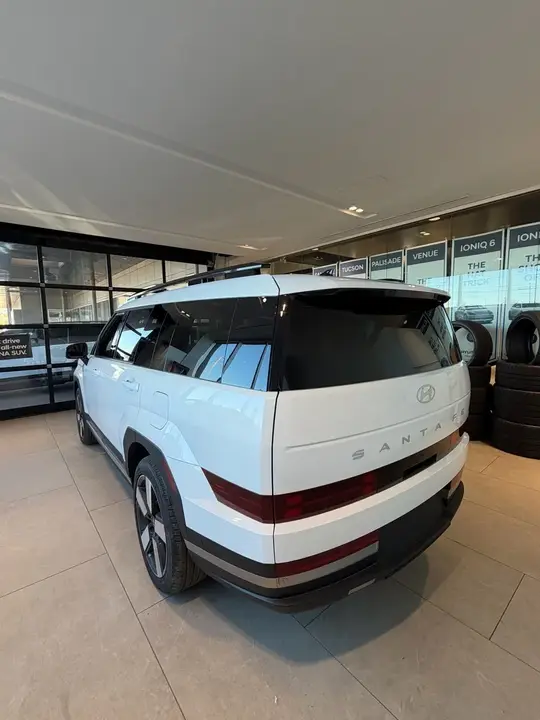 Hyundai Santa Fe 2026 photo 5