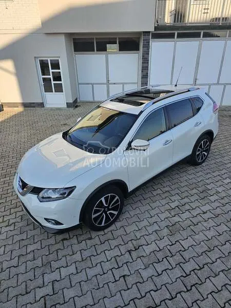 Nissan X-Trail 2015 photo 2