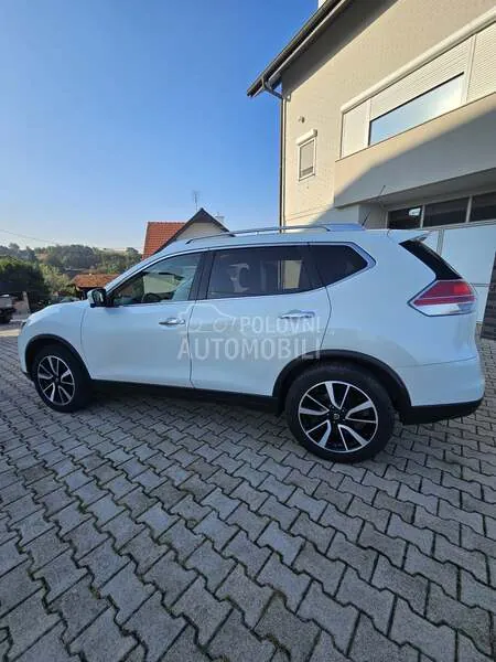 Nissan X-Trail 2015 photo 3