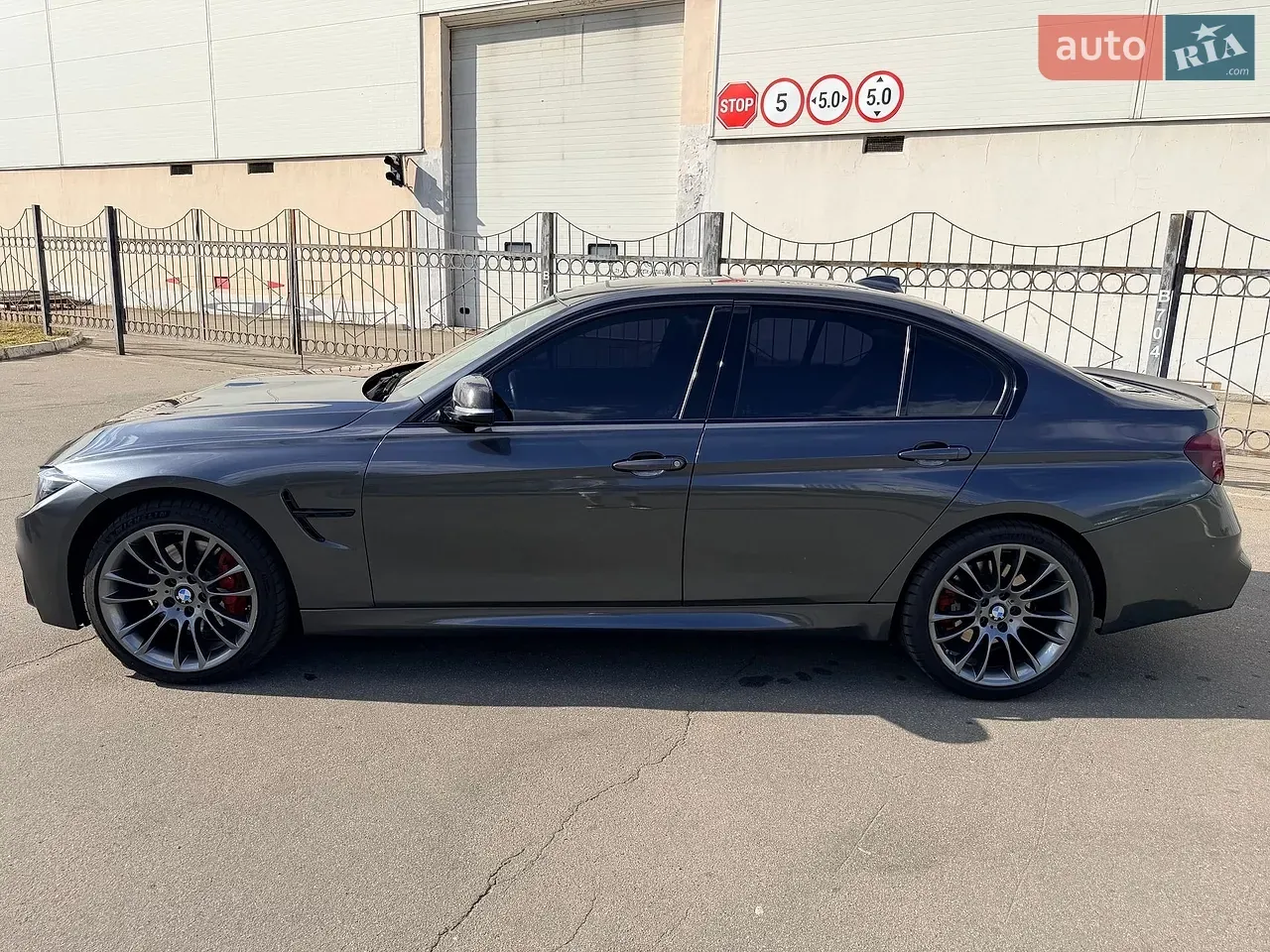 BMW 3 Series 2016 photo 5