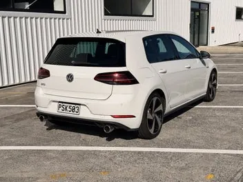 Volkswagen Golf 2017 photo 4