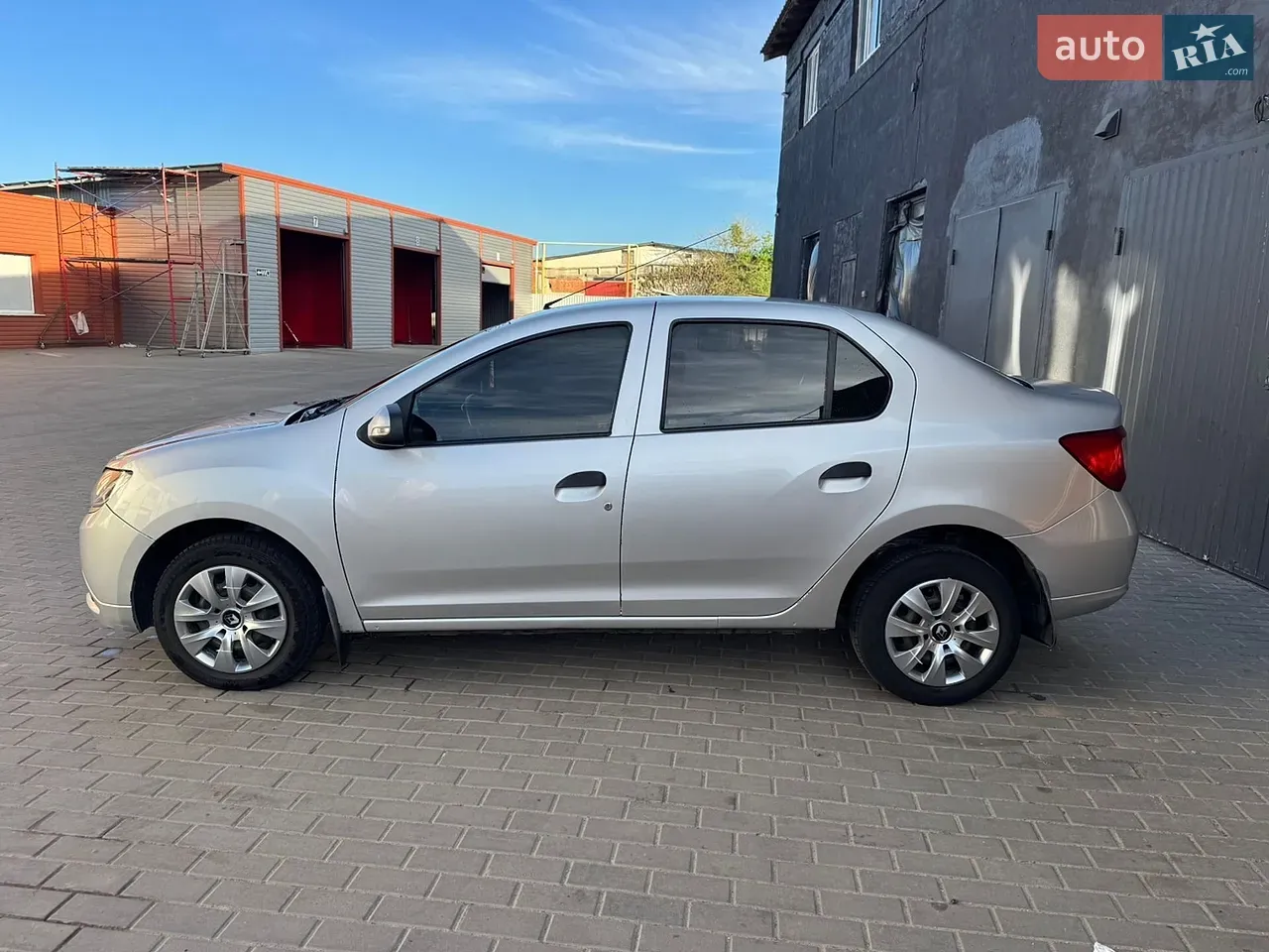 Renault Logan 2016 photo 3