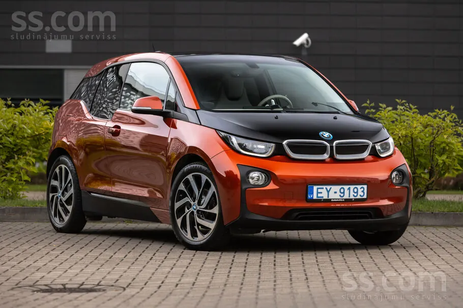 BMW I3