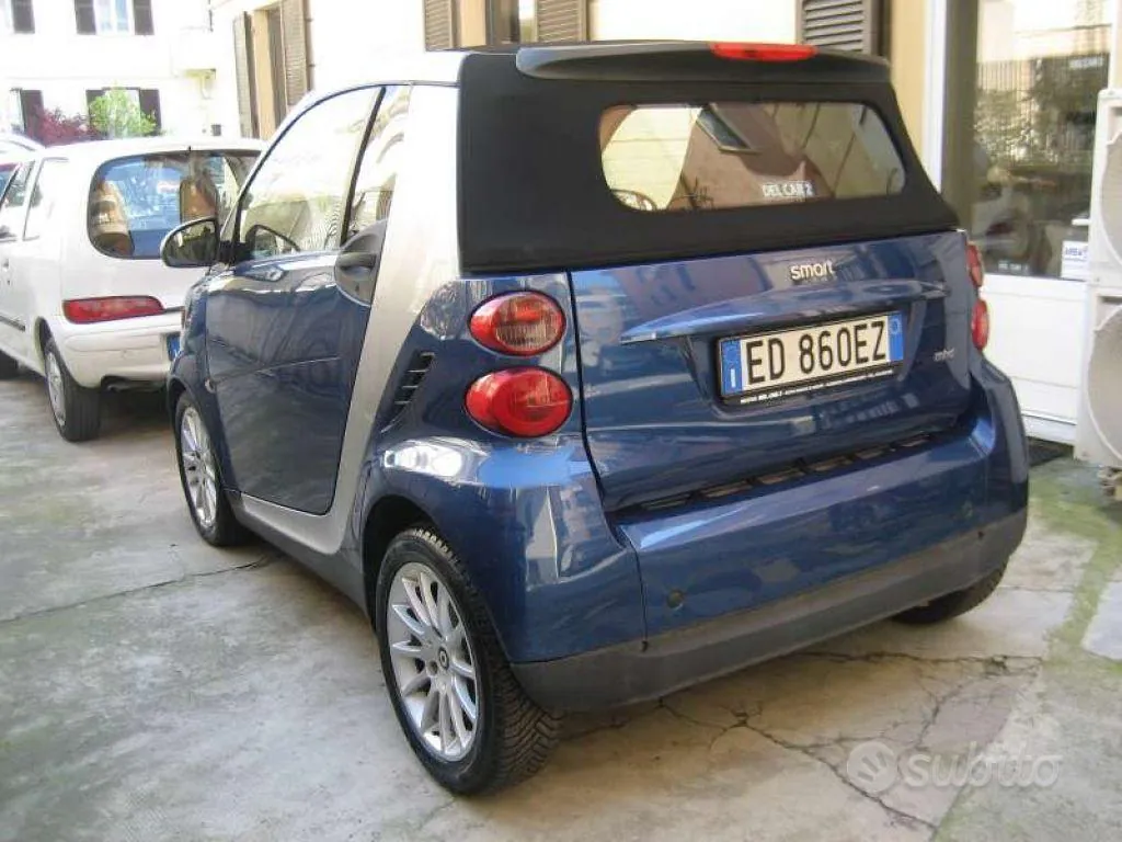 Smart Fortwo 2010 photo 5