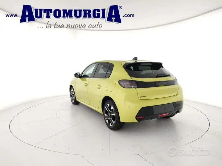 Peugeot 208 photo 3