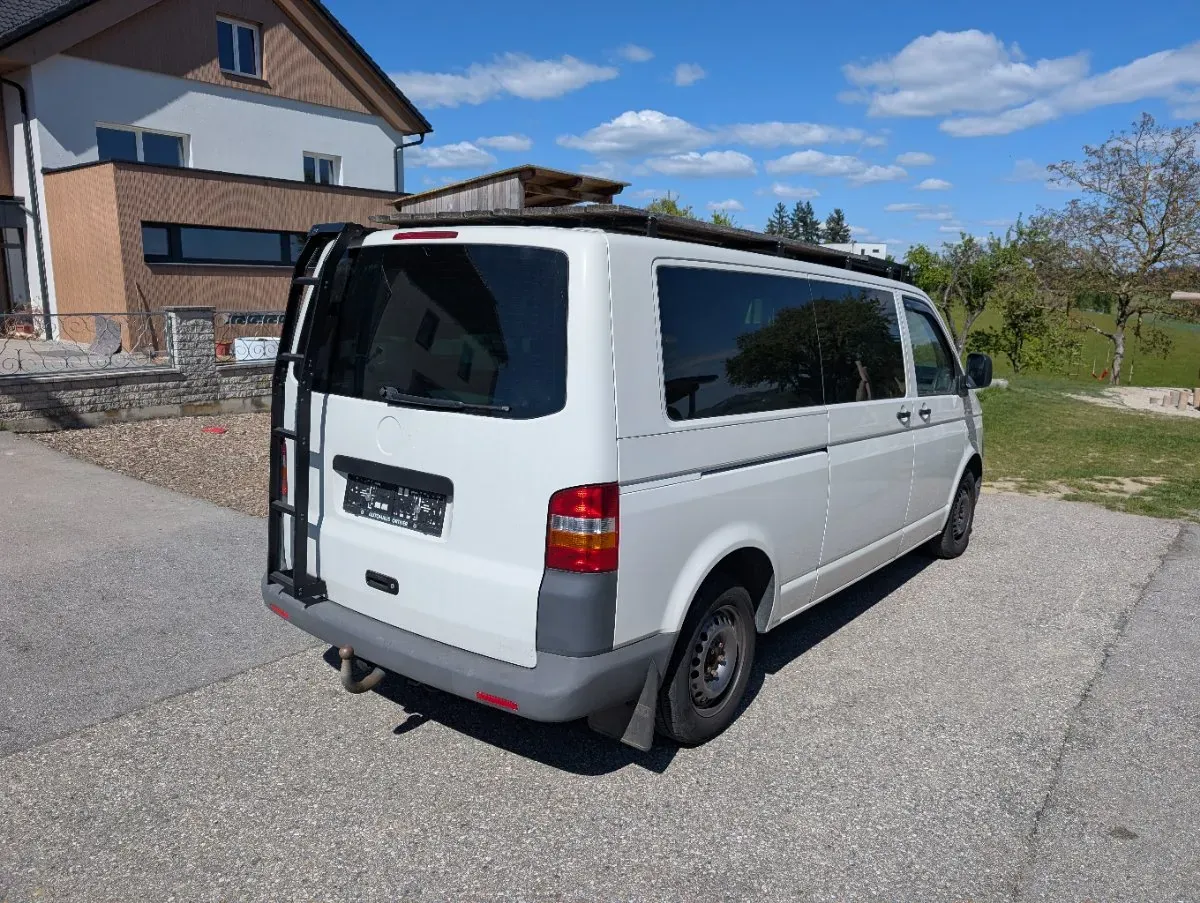 Volkswagen T5 2007 photo 3
