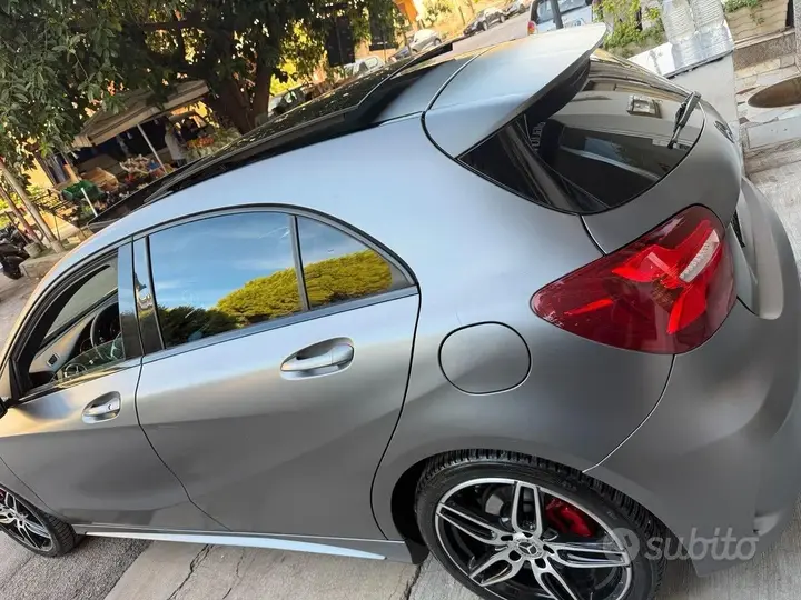 Mercedes-Benz A 180 2017 photo 5