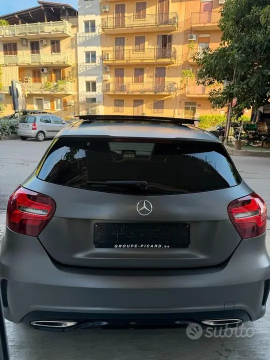 Mercedes-Benz A 180 2017 photo 4