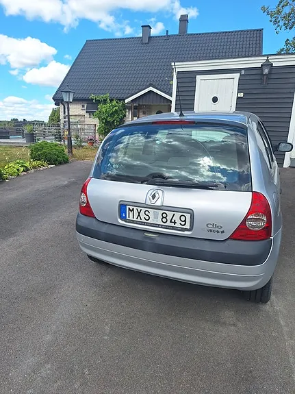 Renault Clio 2006 photo 3