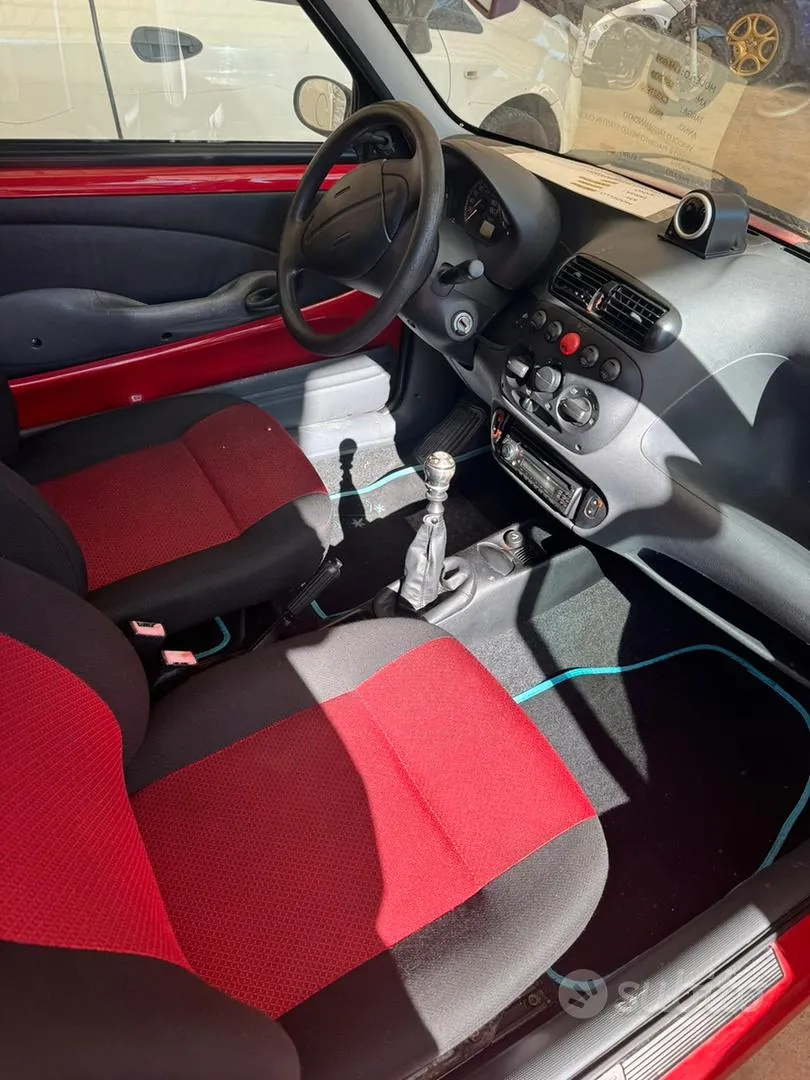 Fiat Seicento 2003 photo 3