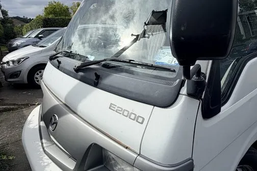 Mazda E2000