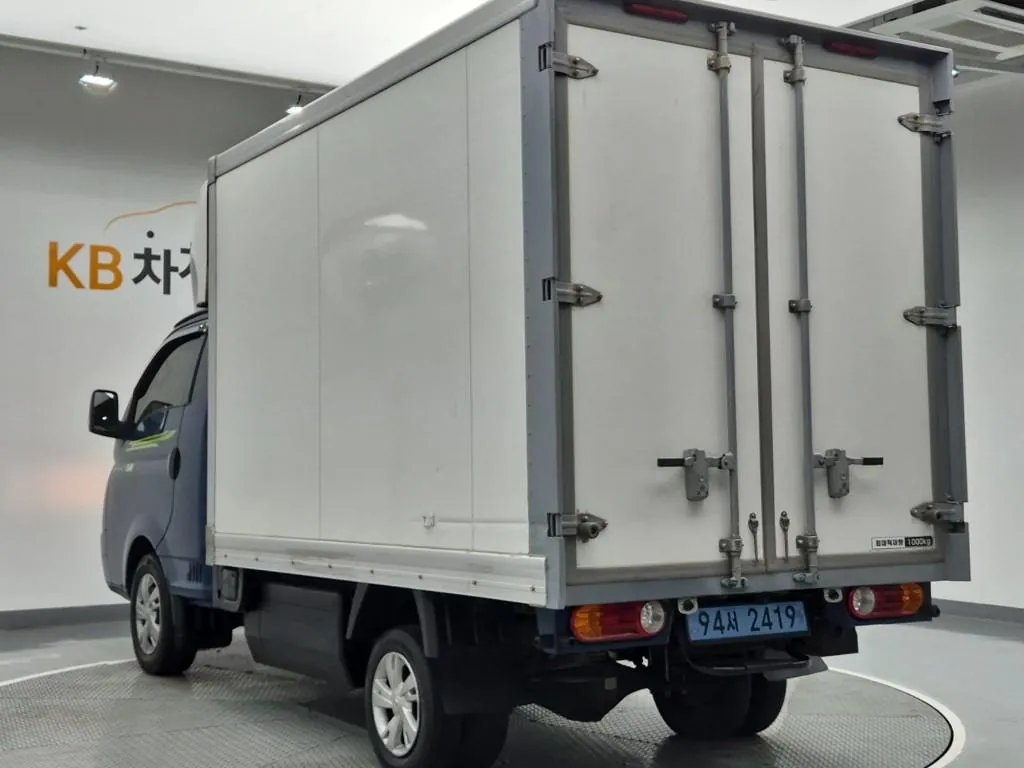Hyundai Porter Ii 2022 photo 2