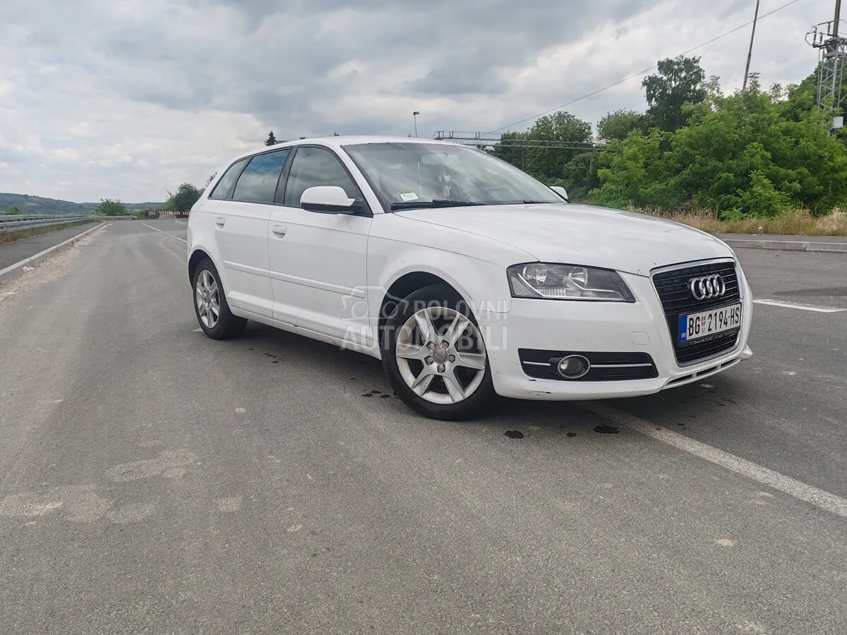 Audi A3 2011 photo 4