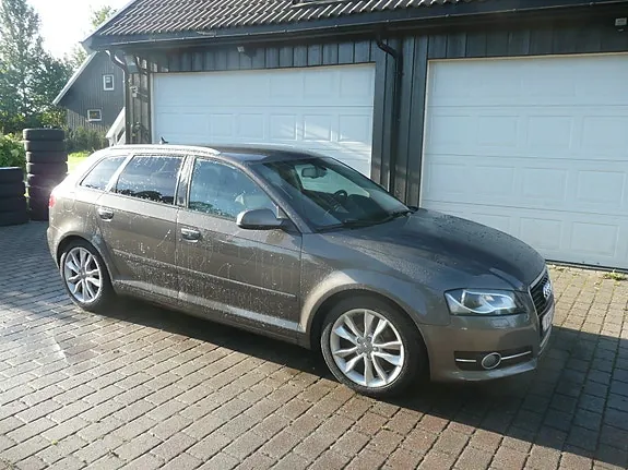 Audi A3 2012 photo 4