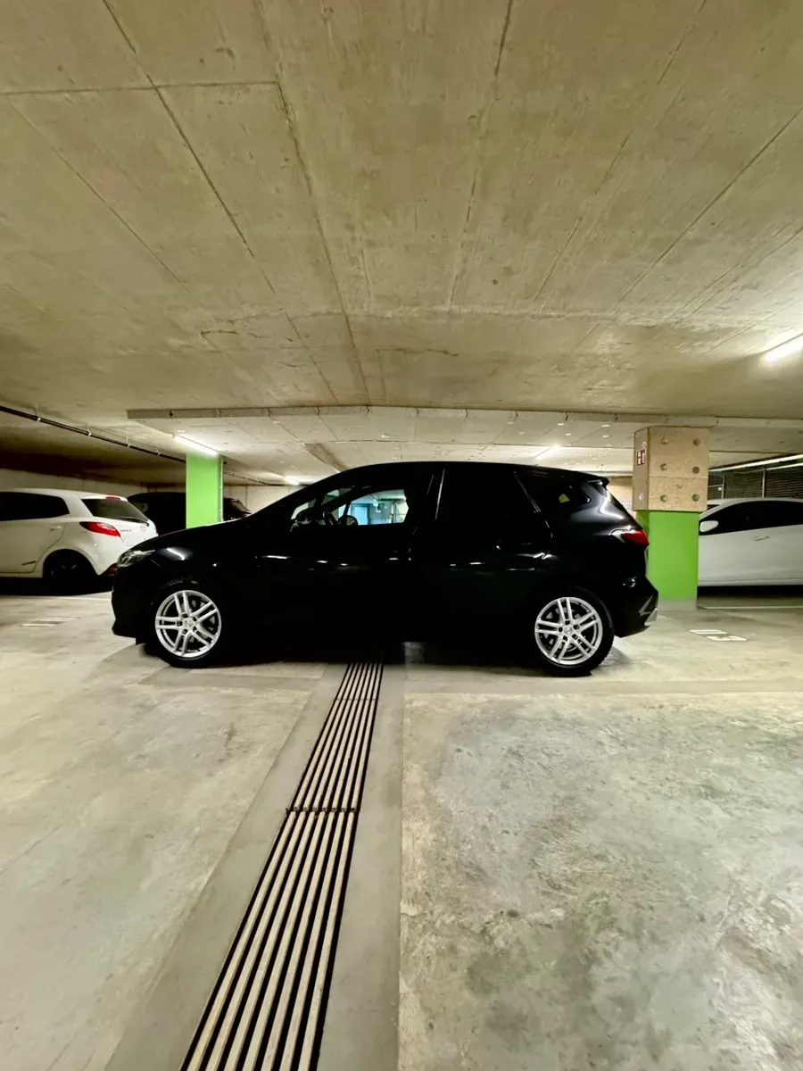 BMW 2 Series 2022 photo 2