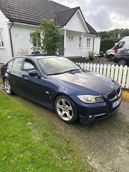 BMW 316D 2011 photo 2