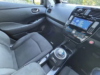 Nissan Leaf 2013 photo 5