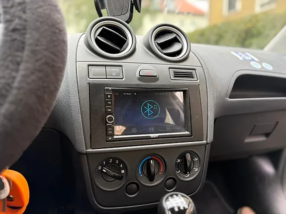 Ford Fiesta 2006 photo 4