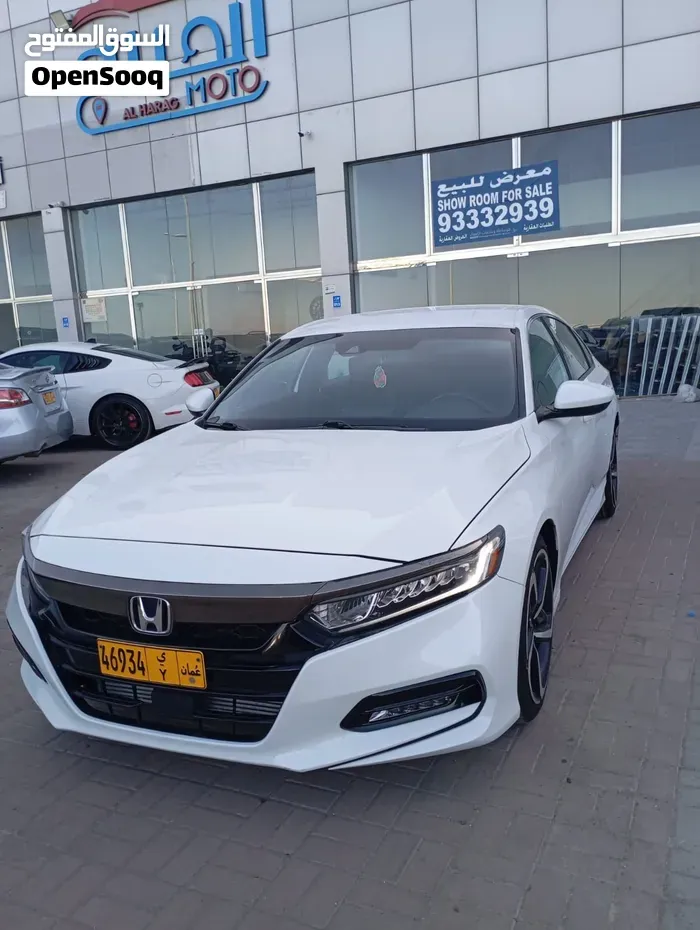 Honda Accord 2020 photo 2