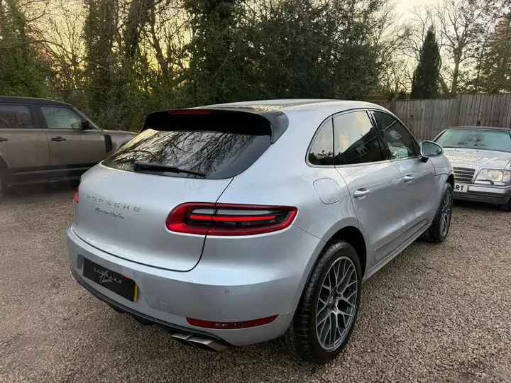 Porsche Macan 2017 photo 2