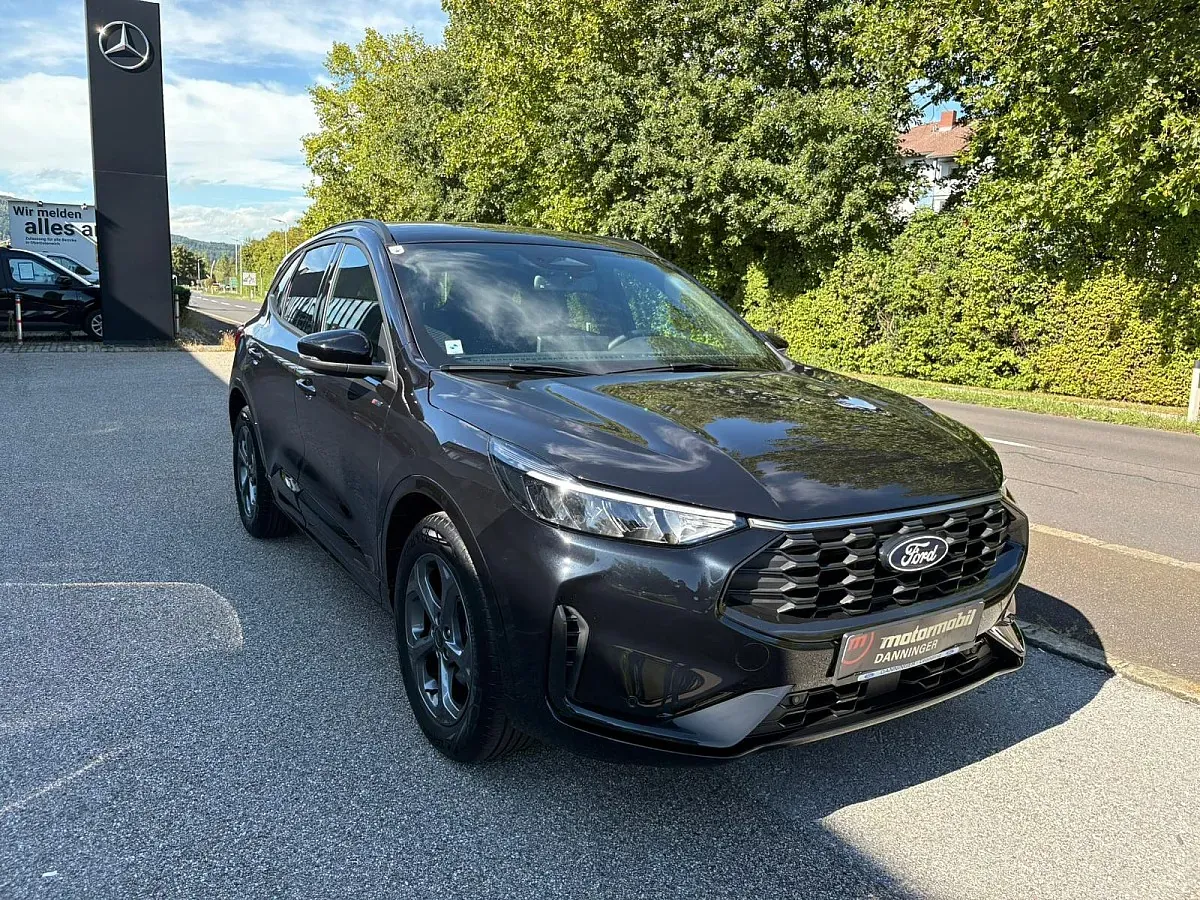 Ford Kuga 2025 photo 2